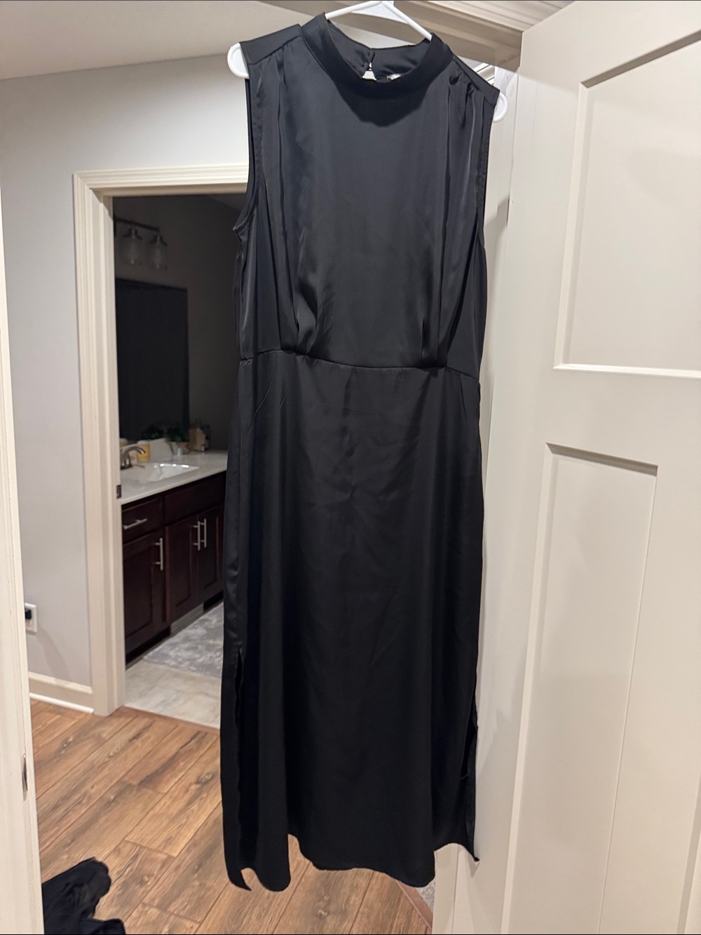 Classic Black Sleeveless Midi Dress